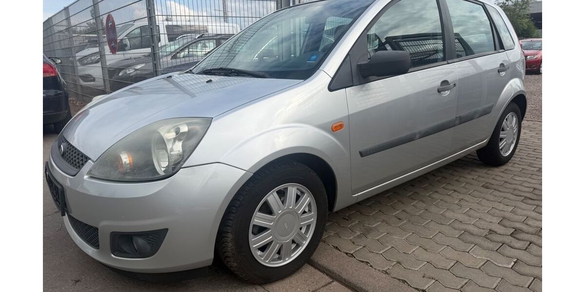 Ford Fiesta 166.000 km 2.400 &euro; Saarlouis 66740