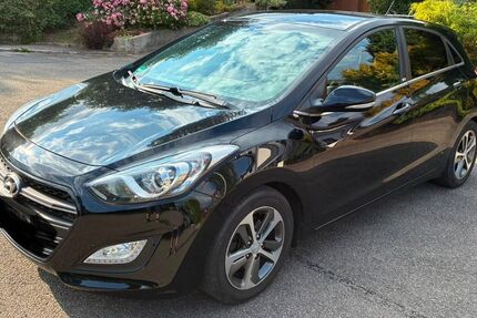 Hyundai i30 101.000 km 7.950 &euro; Limbach 74838