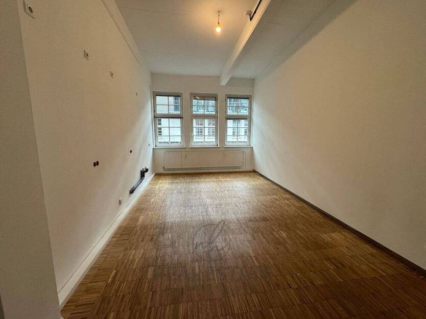 PROVISIONSFREI: Start-Up Büro mit 39 m² in alter Schokoladenfabrik mit getrennten WC´s