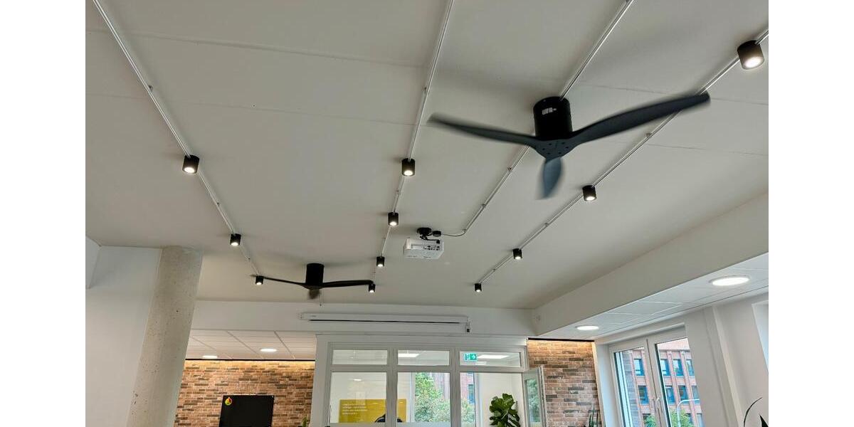 Büro Praxis Gewerberäume mit Parkplätzen zimmer