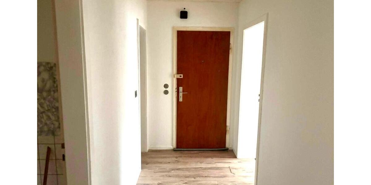 Etagenwohnung Bergneustadt - 3 Zimmer, 66 m&sup2;, 466&euro; | Angebot:25148813