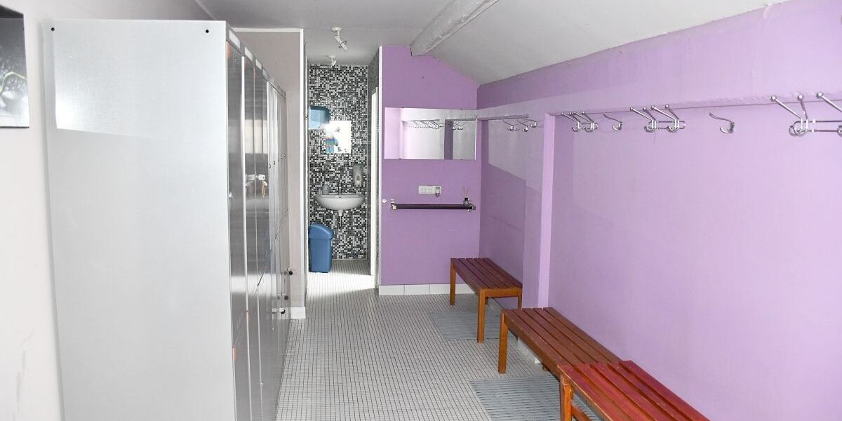 Vielseitig nutzbares Gewerbeanwesen mit großzügigem repräsentativem Wohnhaus zimmer