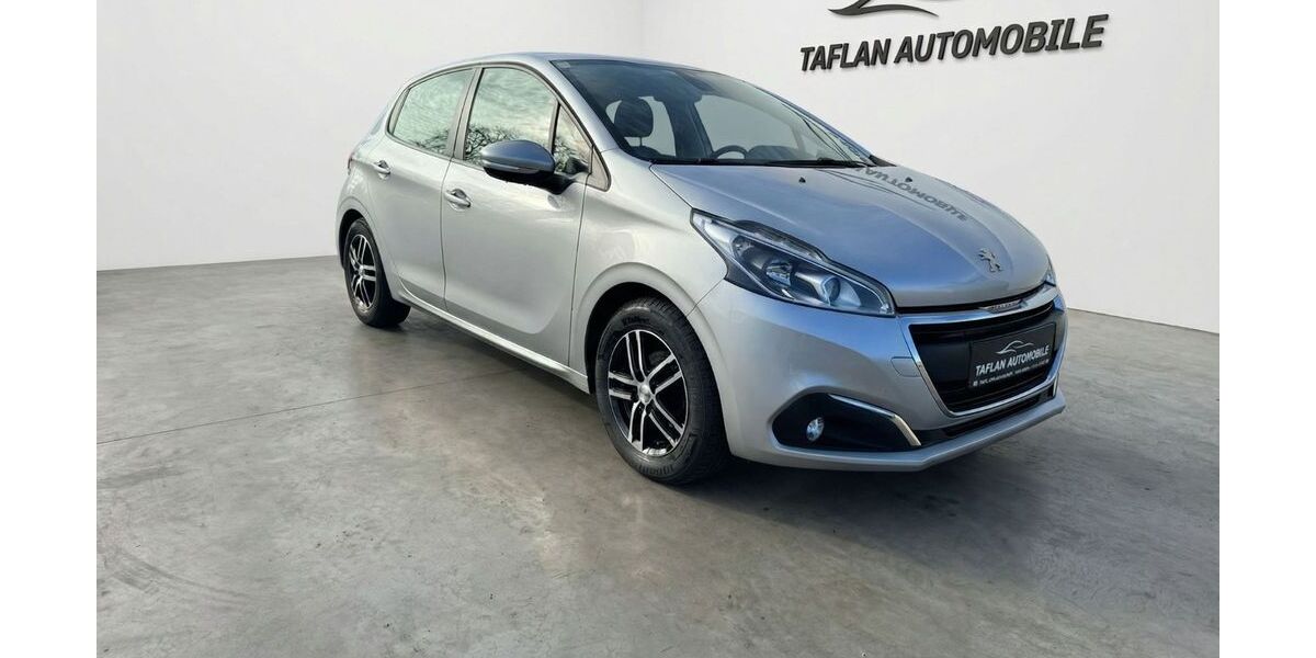 Peugeot 208 110.375 km 6.375 &euro; Bad Waldsee 88339