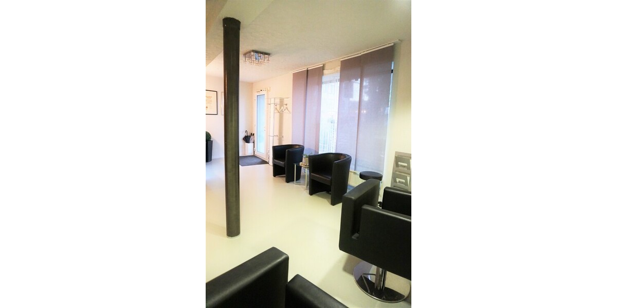 ~~ MODERNE GEWERBEFLÄCHE IN TOP LAGE MIT BUSVERBINDUNG VOR DER TÜR ~~ 2 zimmer