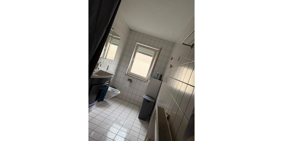 Erdgeschoßwohnung Schwieberdingen - 1 Zimmer, 2 m&sup2;, 900&euro; | Angebot:26006362