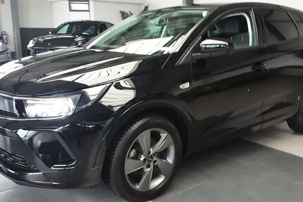 Opel Grandland (X) 38.900 km 21.990 € Monschau (bei Aachen) 52156
