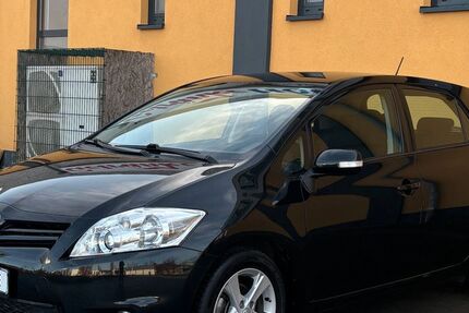 Toyota Auris 69.400 km 7.980 € Berlin 13587