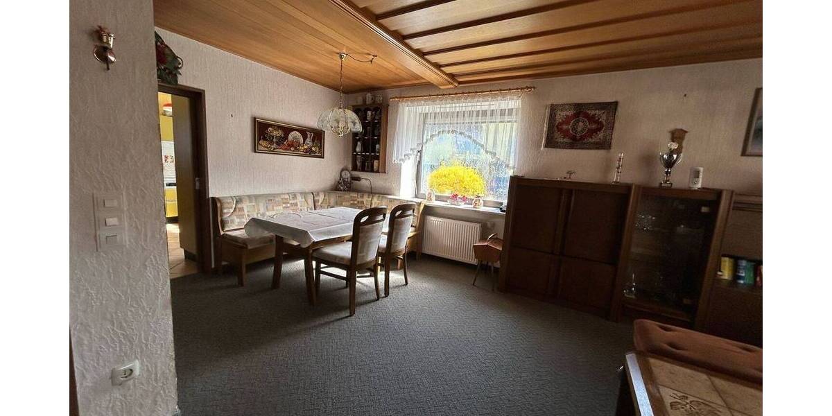 Doppelhaushälfte Eckental Brand - 8 Zimmer, 250 m&sup2;, 495.000&euro; | Angebot:26306405