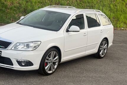 Skoda Octavia 245.000 km 5.999 &euro; Lörrach 79541