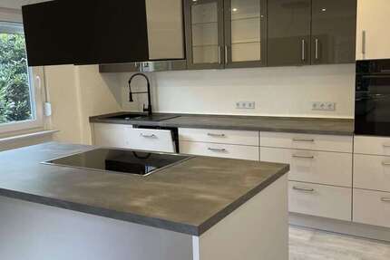 Haus zum Mieten in Lemberg 1.300 € 140 m² 4 zimmer