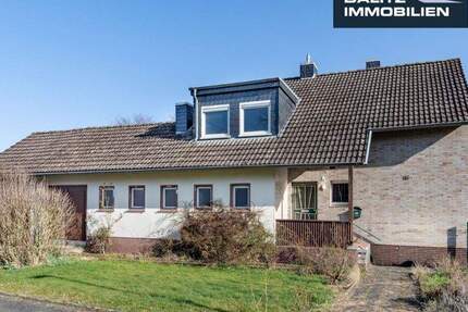 Haus Bornheim Sechtem - 9 Zimmer, 122 m&sup2;, 490.000&euro; | Angebot:25399615