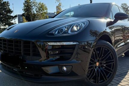 Porsche Macan 65.363 km 54.900 &euro; München 80807