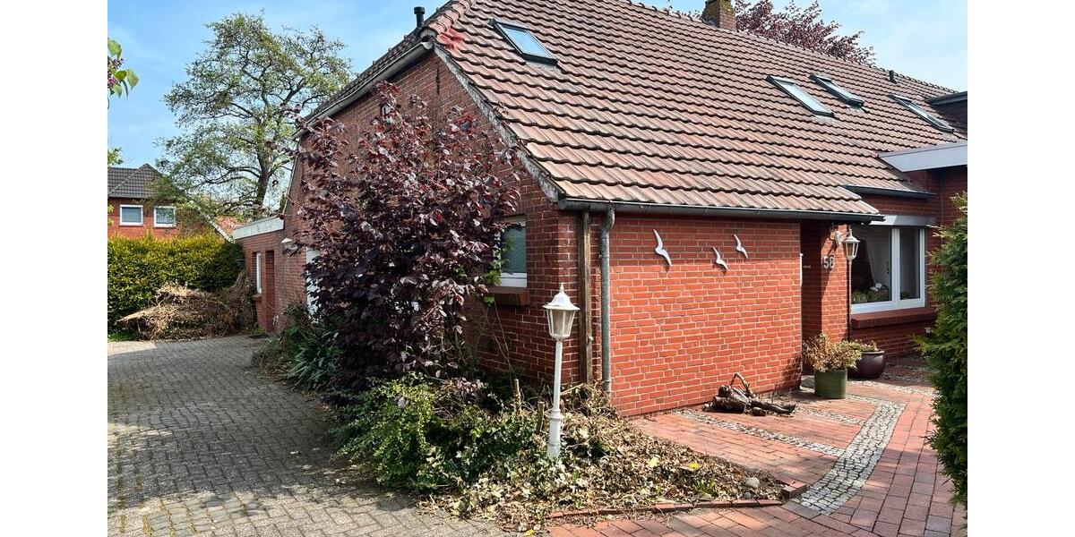 Etagenwohnung Upgant-Schott Schott - 4 Zimmer, 130 m&sup2;, 900&euro; | Angebot:26412627