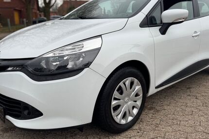 Renault Clio 147.000 km 4.590 &euro; Dorfmark 29683