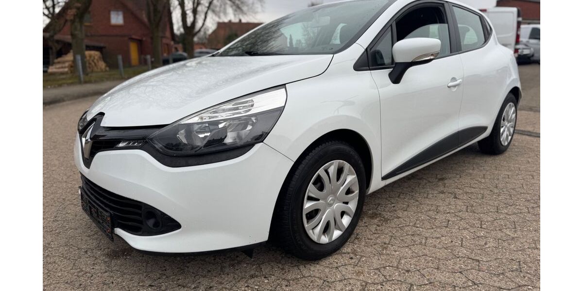 Renault Clio 147.000 km 4.590 &euro; Dorfmark 29683