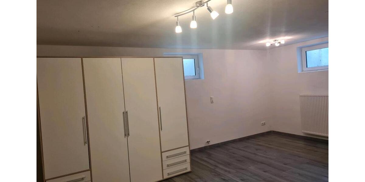 Etagenwohnung Wiesenfelden - 2 Zimmer, 85 m&sup2;, 750&euro; | Angebot:25376391