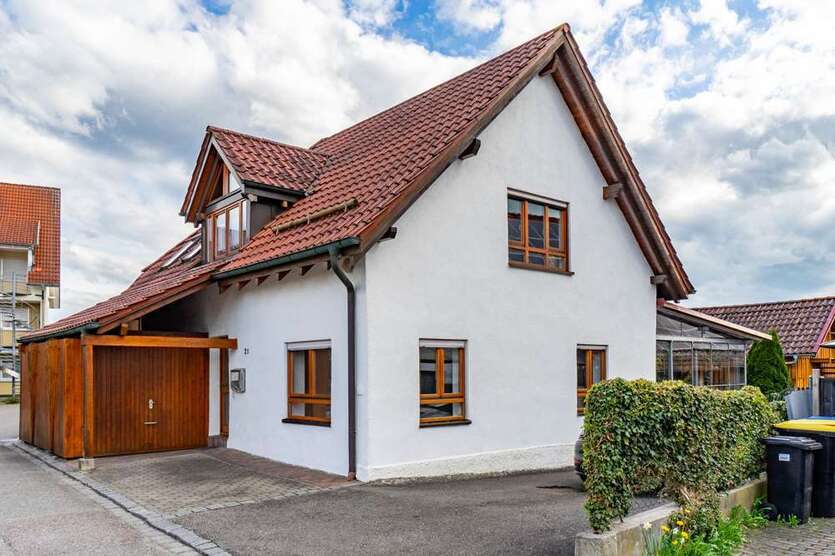 Haus zum Kaufen in Ebersbach 349.900 € 160 m²