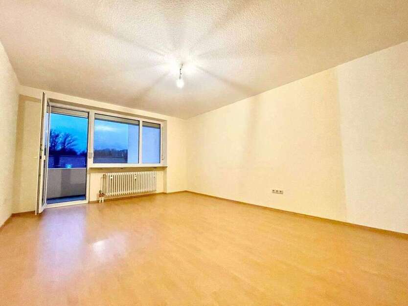 Wohnung zum Mieten in Erbendorf 595 € 74.07 m²
