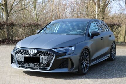 Audi RS3 15.350 km 69.900 &euro; Paderborn 33102