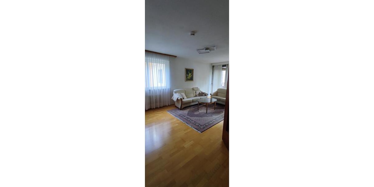 Etagenwohnung Augsburg Hochzoll - 3.5 Zimmer, 80 m&sup2;, 350.000&euro; | Angebot:27085475