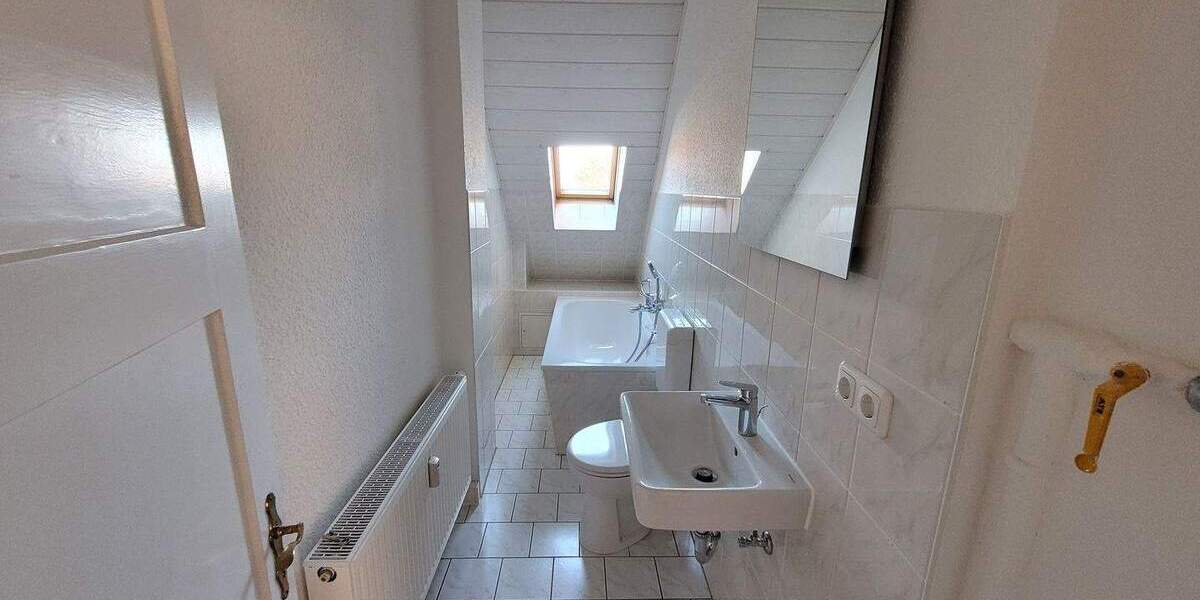 Etagenwohnung Heidenau Mügeln - 3 Zimmer, 96 m&sup2;, 812&euro; | Angebot:25668954