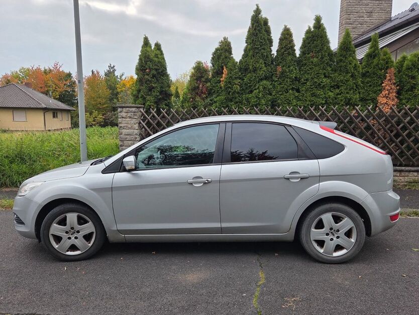 Ford Focus 174.000 km 2.350 € Wiesentheid 97353