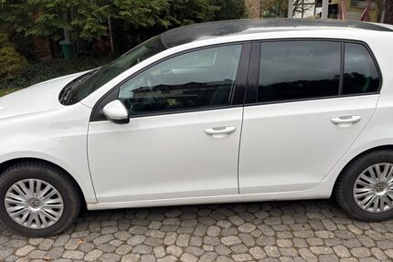 VW Golf 156.000 km 5.400 &euro; Pößneck 07381