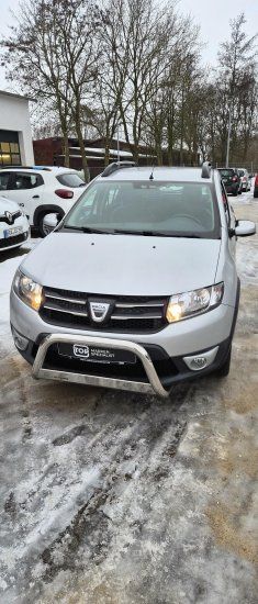 Dacia Sandero 105.000 km 7.450 &euro; Lemwerder 27809
