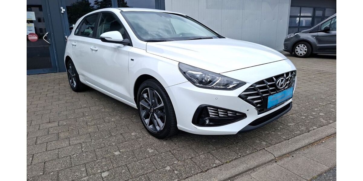 Hyundai i30 88.900 km 15.990 &euro; Altlußheim 68804