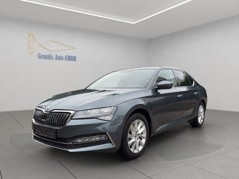 Skoda Superb 36.800 km 22.450 € Greven 48268