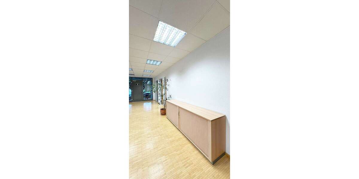 Büro in LahrSchwarzwald 1.500 € 176 m² zimmer