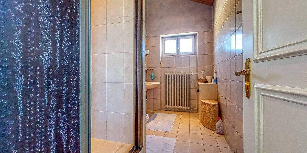Einfamilienhaus Offenburg Nordoststadt - 9 Zimmer, 348 m&sup2;, 1.190.000&euro; | Angebot:26820465