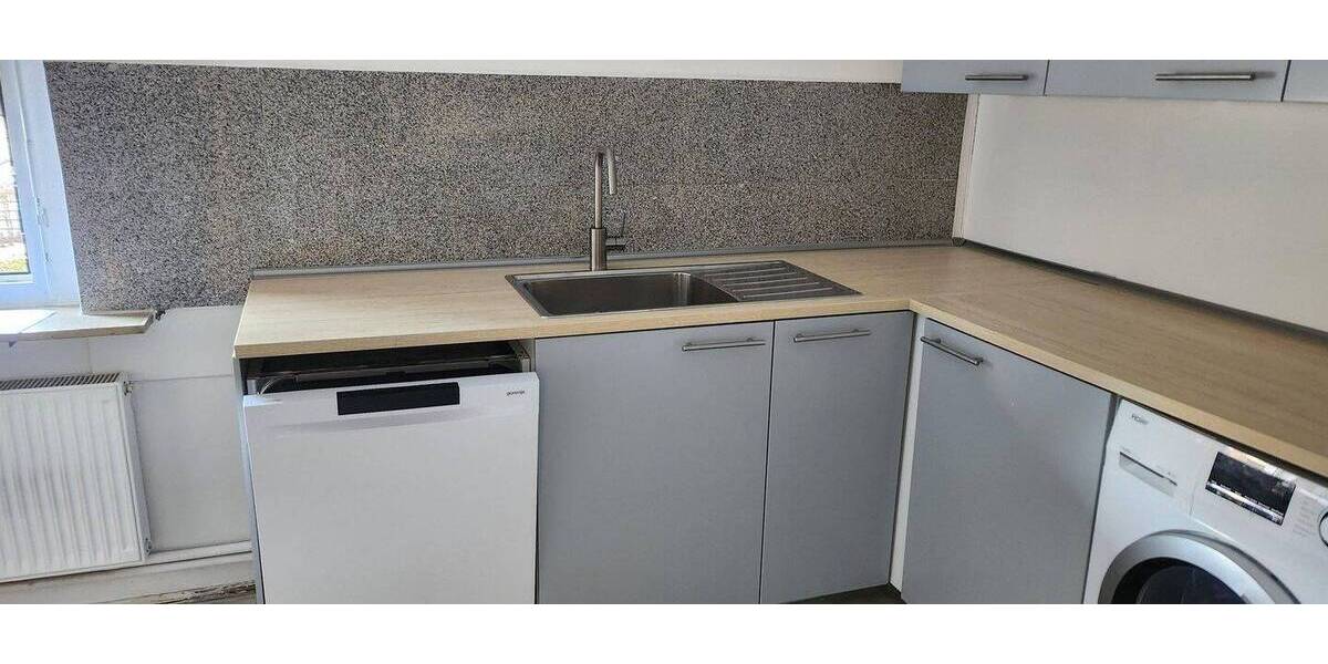 Etagenwohnung Erlangen Tennenlohe - 6 Zimmer, 125 m&sup2;, 1.250&euro; | Angebot:26871424