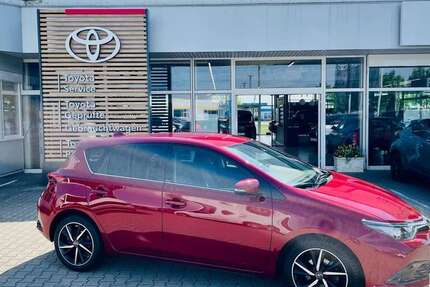 Toyota Auris 38.500 km 14.730 &euro; Zeithain 01619