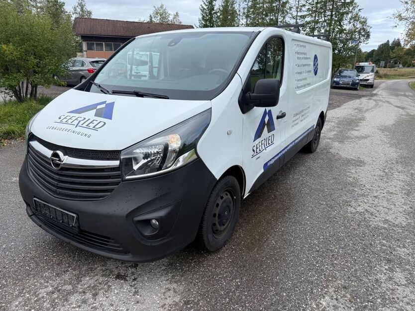 Opel Vivaro 155.000 km 7.990 € Bad Bayersoien 82435