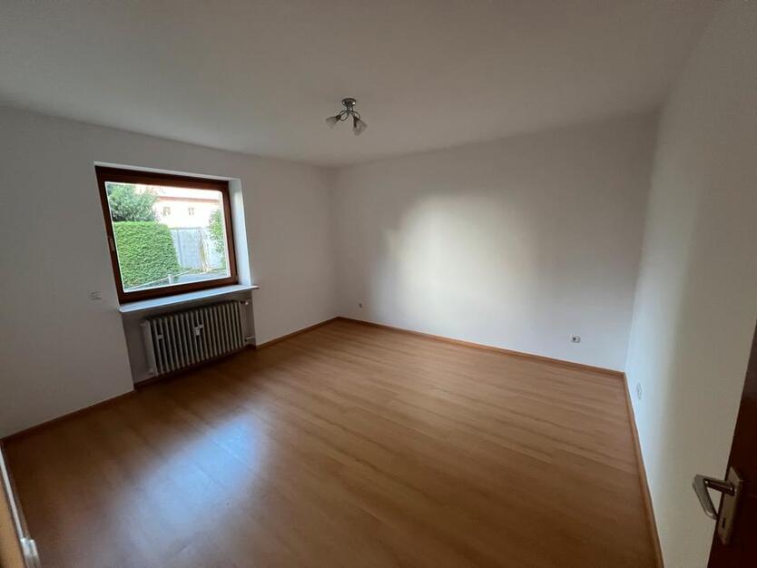 PROVISIONSFREI u. Bezugsfrei, 3,5Zi- Wohnung Nähe S-Bahn