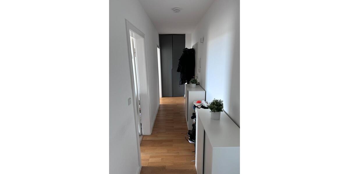 Dachgeschoßwohnung Magdeburg Alte Neustadt - 1 Zimmer, 32 m&sup2;, 400&euro; | Angebot:25498152