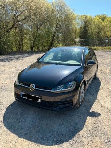 VW Golf 147.000 km 14.500 &euro; Bad Pyrmont 31812