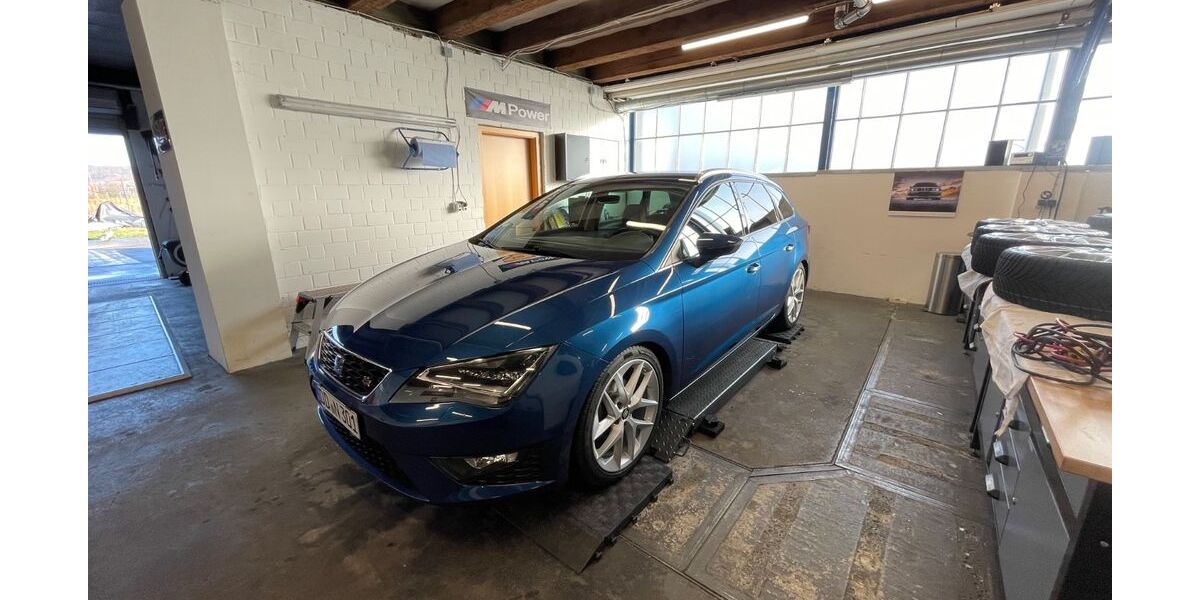 Seat Leon 134.000 km 12.000 &euro; Dresden 01259