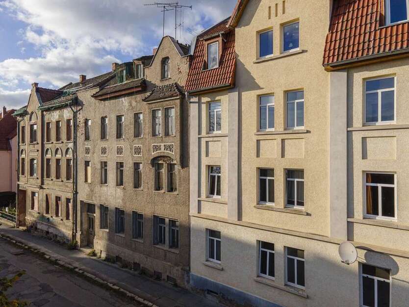 Bauträger aufgepasst! 2 unsanierte MFH mit 836 m² Wfl. in Gera! zimmer