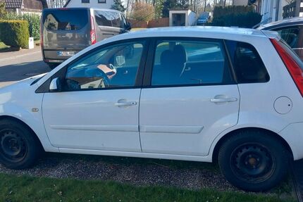 Ford Fiesta 206.000 km 850 &euro; Pirmasens 66599