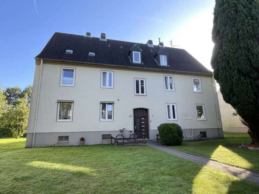 Wohnung zum Kaufen in Wilhelmshaven 75.000 € 63.04 m²