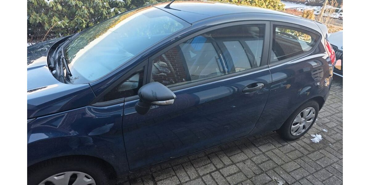Ford Fiesta 87.300 km 5.250 &euro; Brake (Unterweser) 26919