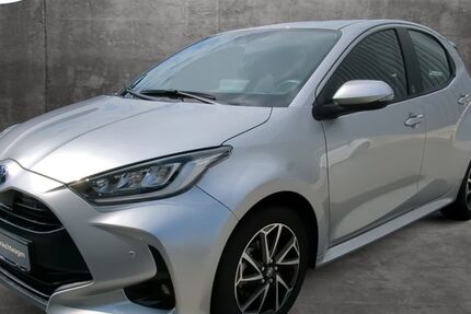 Toyota Yaris 14.000 km 20.990 &euro; Chemnitz 09119