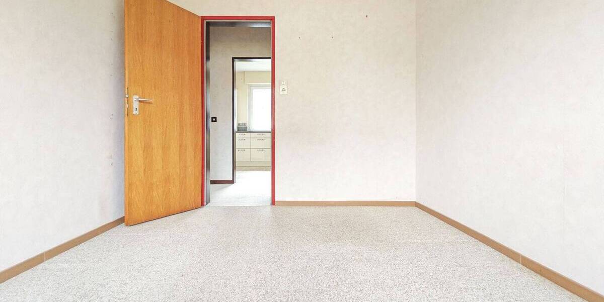 Mehrfamilienhaus, Wohnhaus Bremen Burg-Grambke - 6 Zimmer, 143 m&sup2;, 376.000&euro; | Angebot:26820353