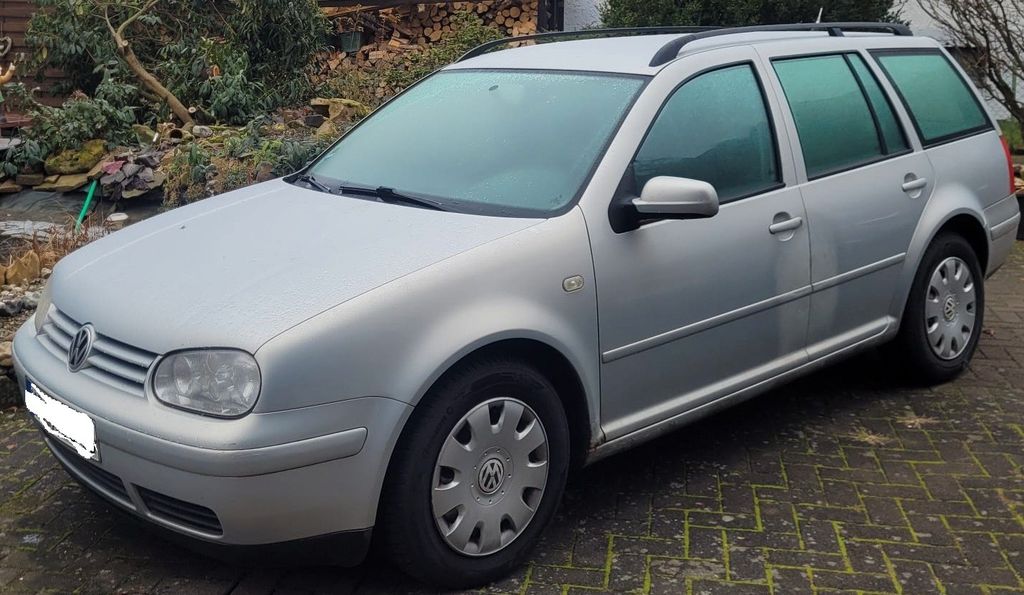 VW Golf 176.000 km 1.150 &euro; Söhrewald 34320