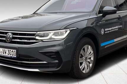 VW Tiguan 27.200 km 46.451 € Hamburg 22303