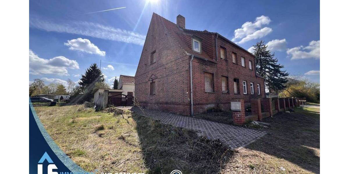 Doppelhaushälfte Tangermünde - 5 Zimmer, 141 m&sup2;, 84.000&euro; | Angebot:26308502