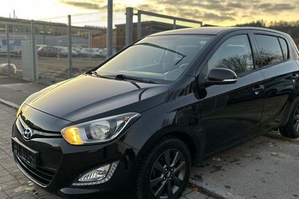 Hyundai i20 117.000 km 3.990 € Elchingen 89275