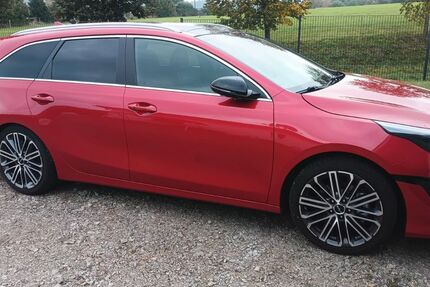 Kia ceed Sportswagon 23.000 km 22.800 &euro; Remse 08373